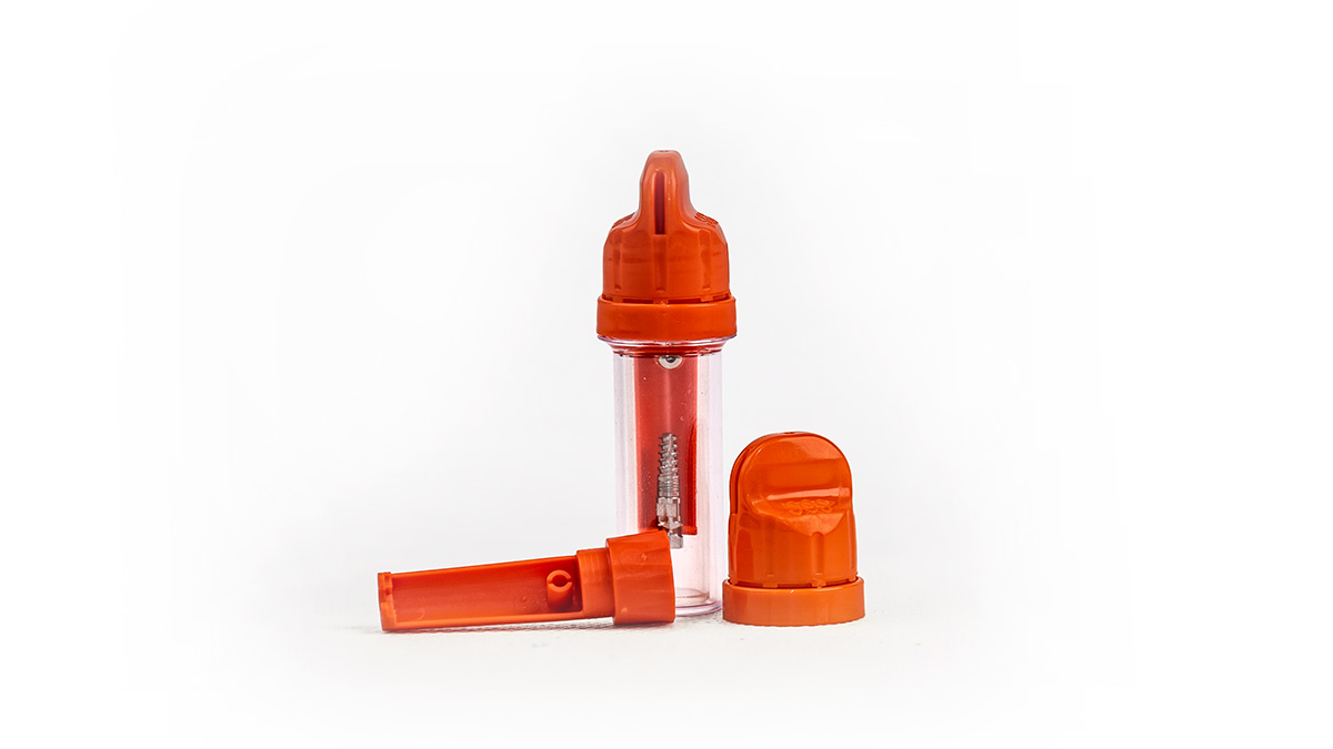 Tooth implant holder