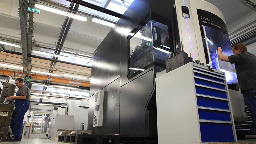 The toolshop uses CNC machining equipment to ensure repeatable quality