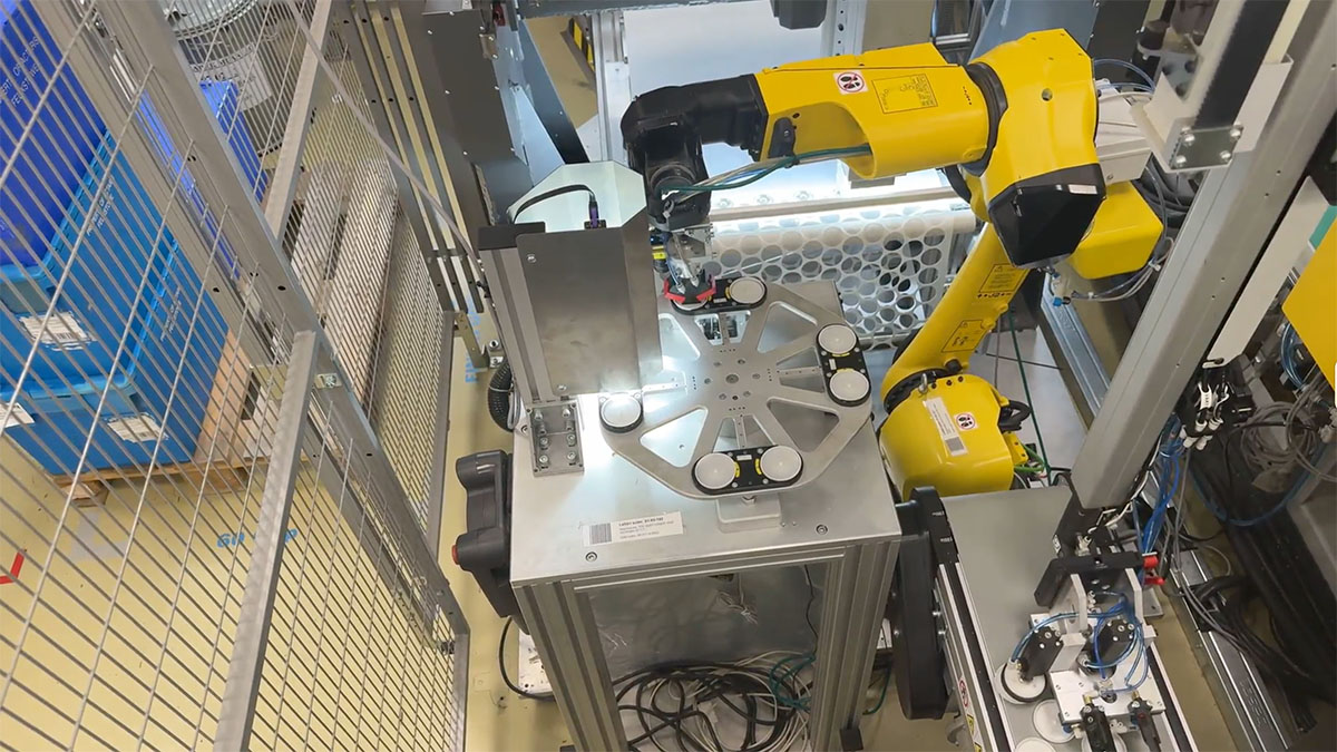 packaging automation with 3-axis robot